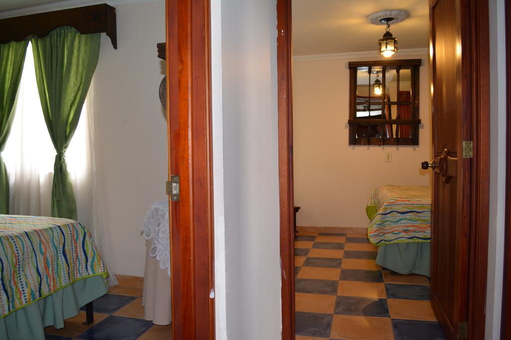 Hotel Casa Colonial Santa Rosa De Cabal Chambre photo