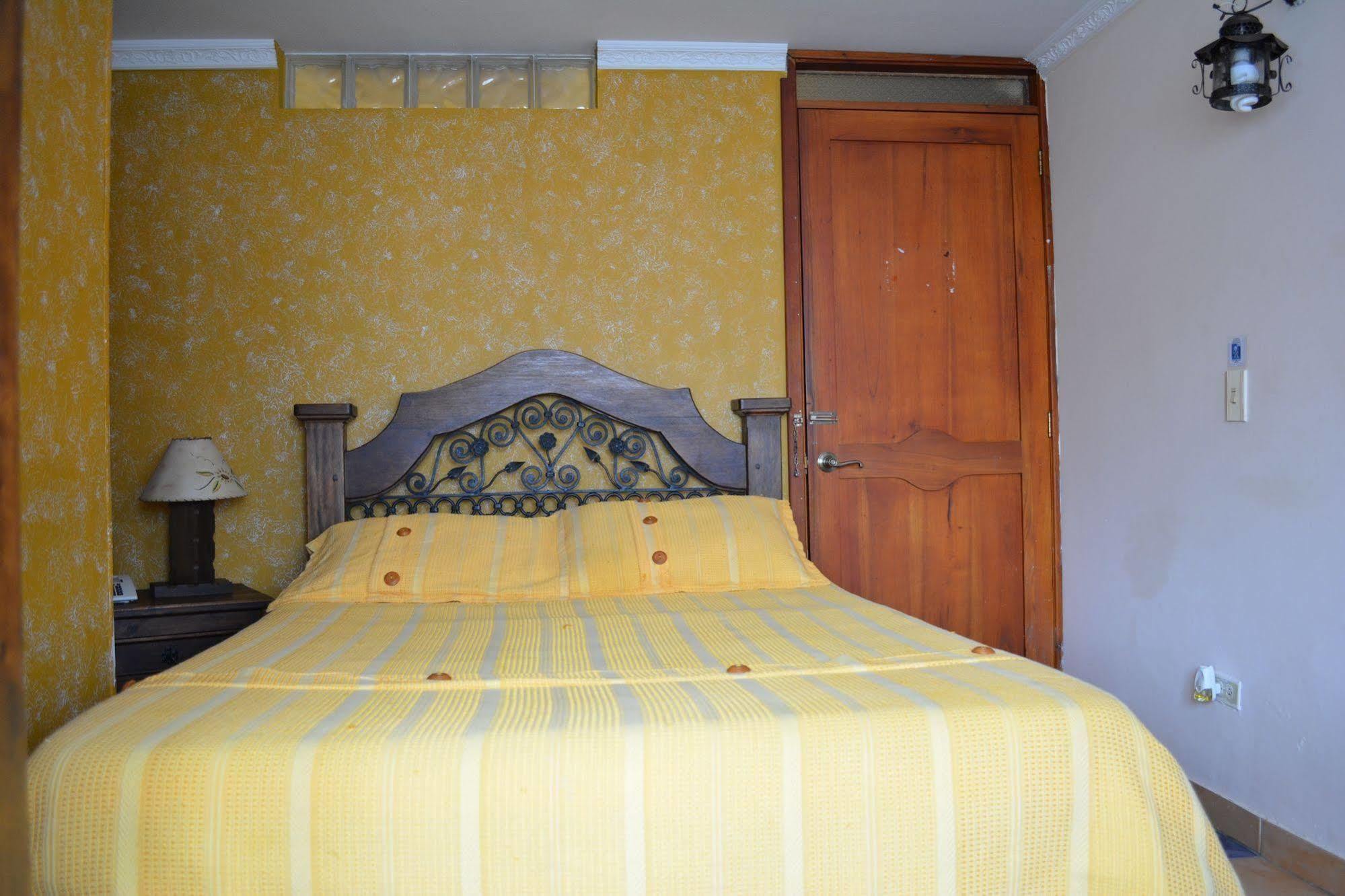 Hotel Casa Colonial Santa Rosa De Cabal Extérieur photo